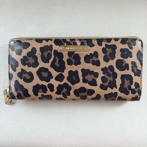 Michael Kors Leopard Wallet